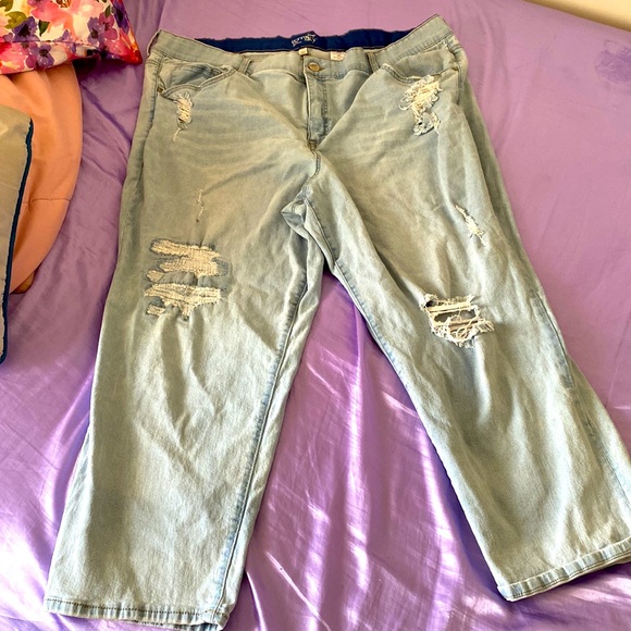 Beautiful pair of Terra Sky jeans, sized 24 wide. Only worn a few times. - Picture 1 of 2